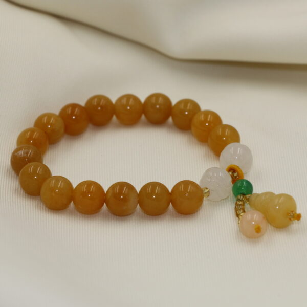 新疆黃玉、瑪瑙吊飾