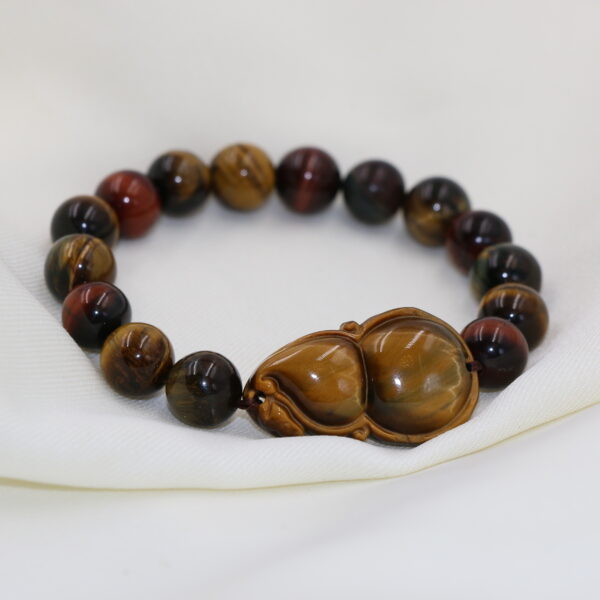 財眼多彩虎眼石